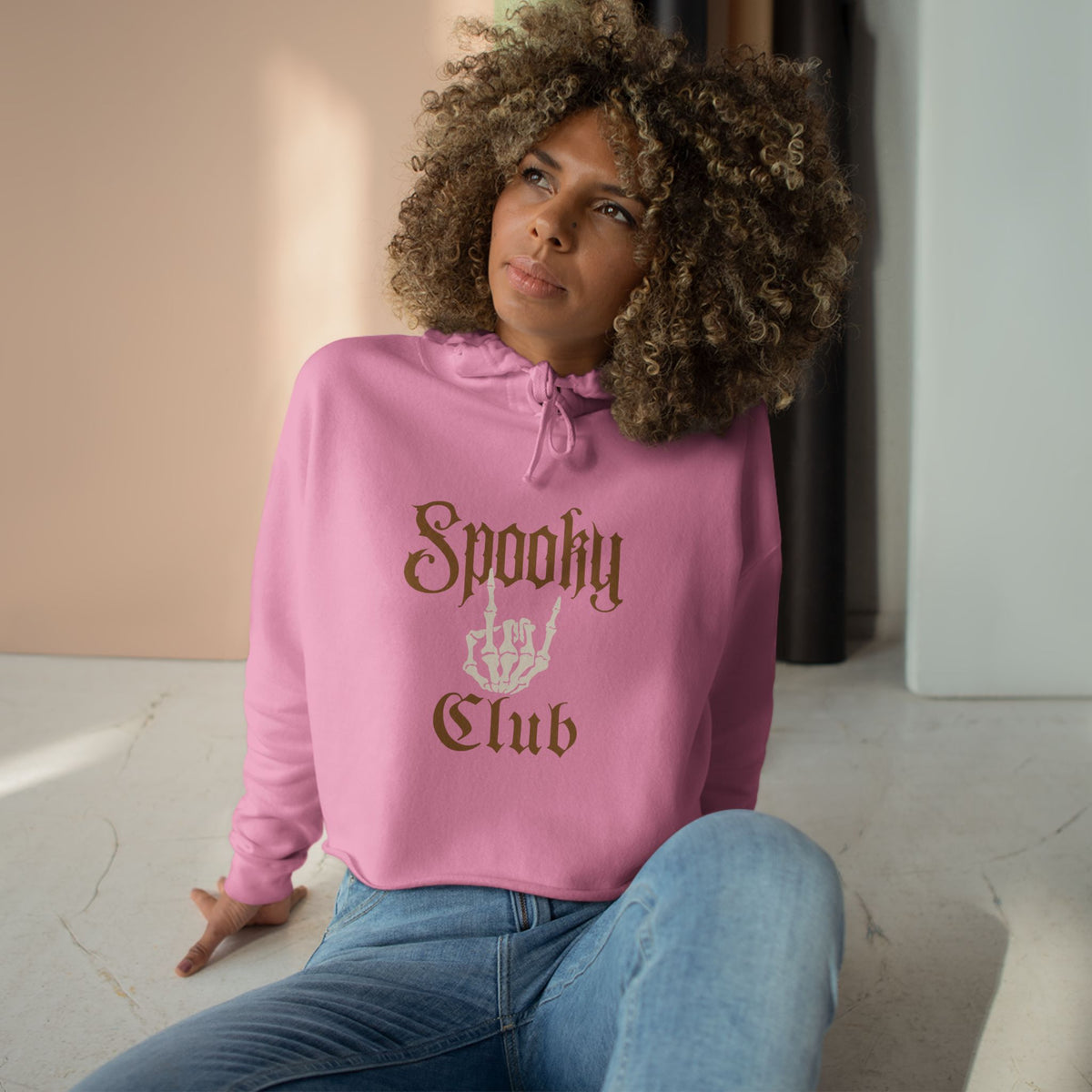 Hoodie court Spooky Club — vue 3